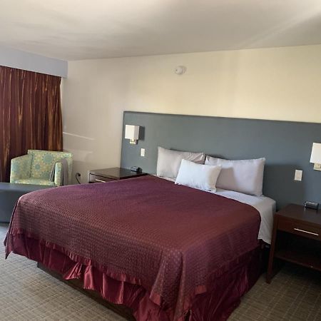 Ramada By Wyndham Holtville Экстерьер фото