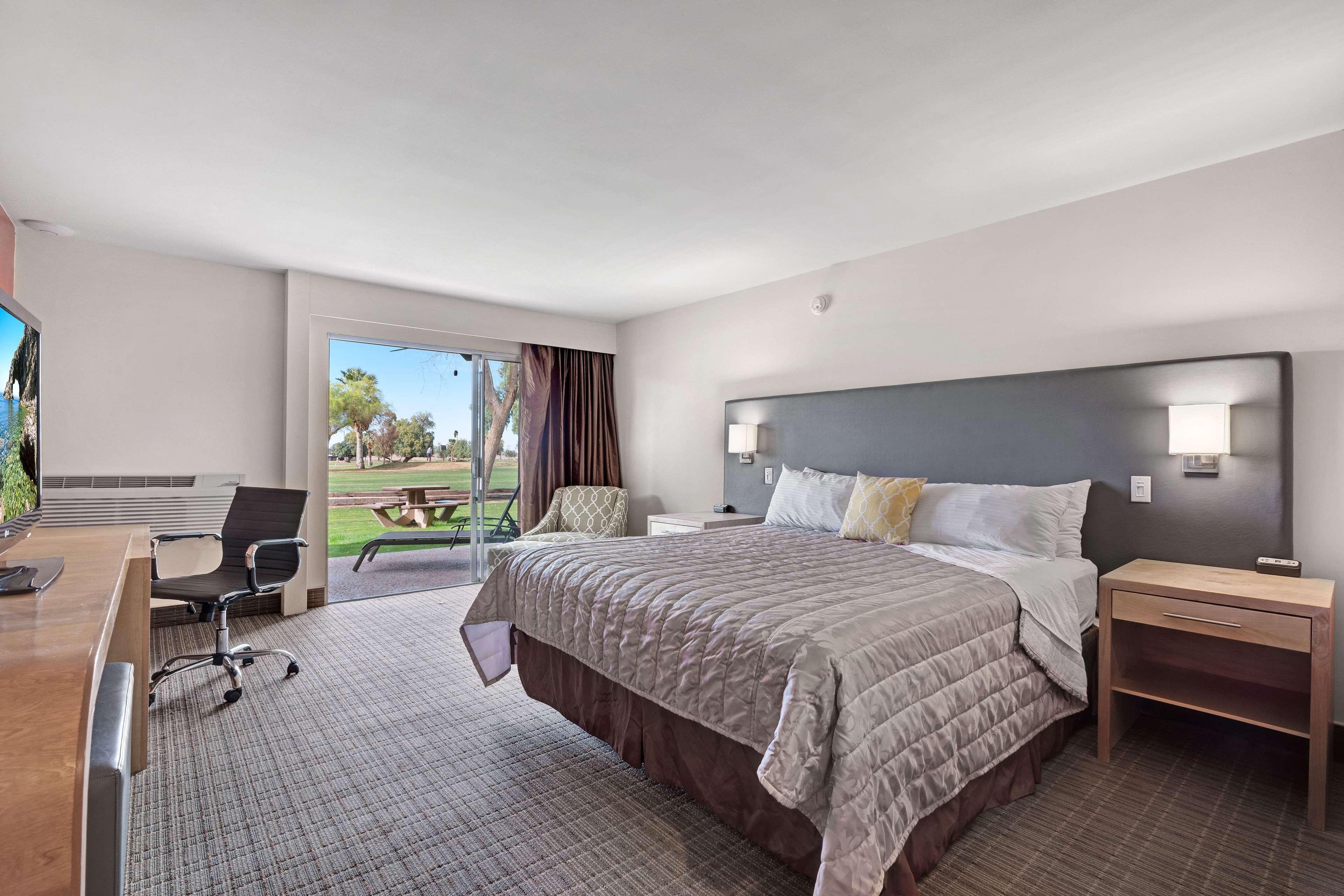 Ramada By Wyndham Holtville Экстерьер фото